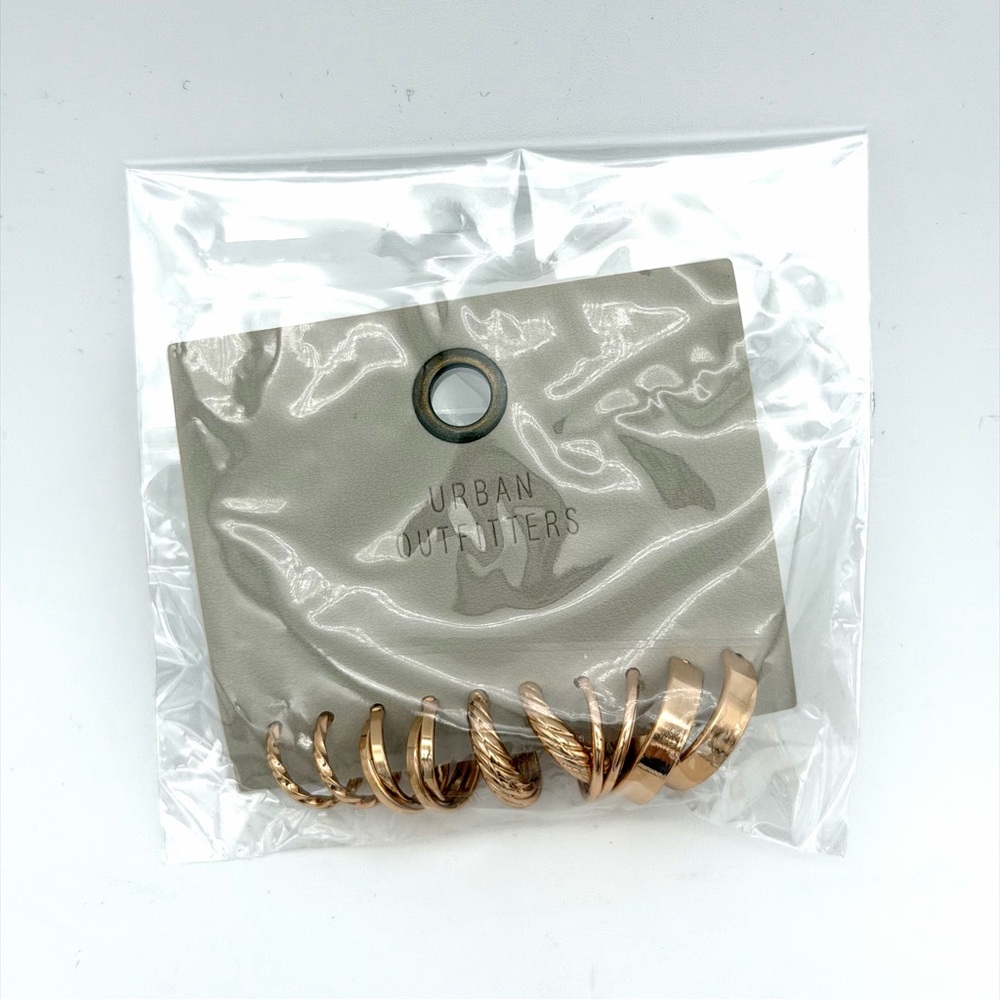 NWT New Women's Urban Outfitters Ebbie Hoop Gold Earrings Set 5 Pack